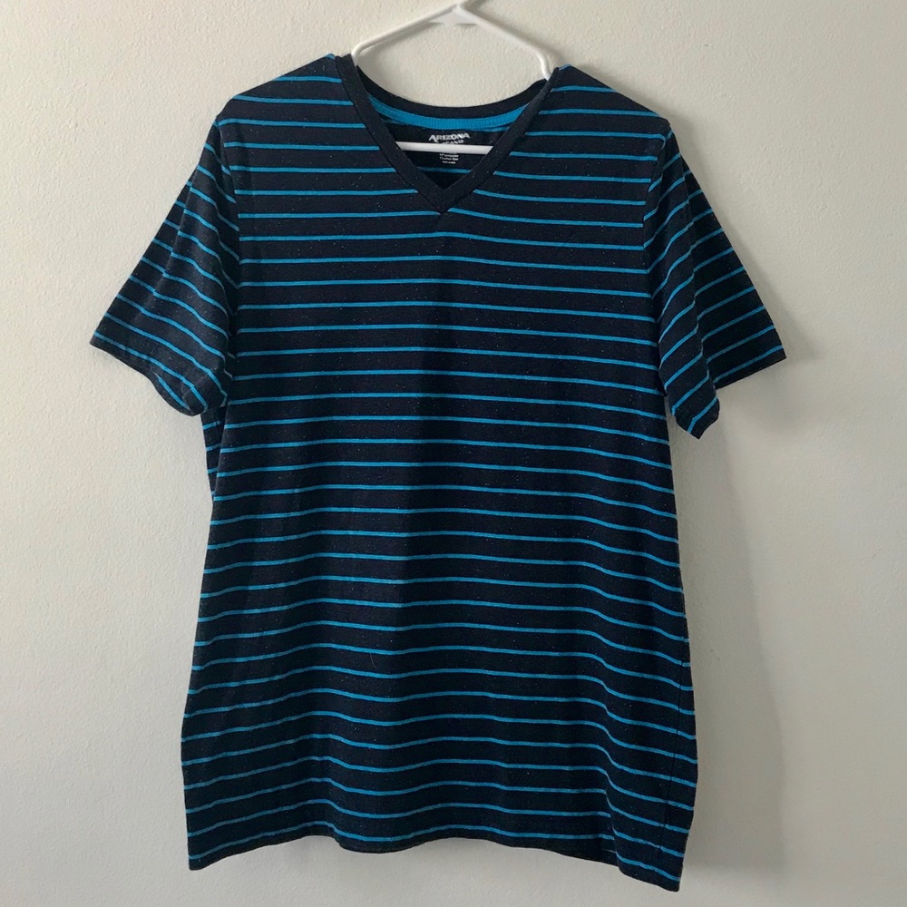 Arizona Jean Company V Neck